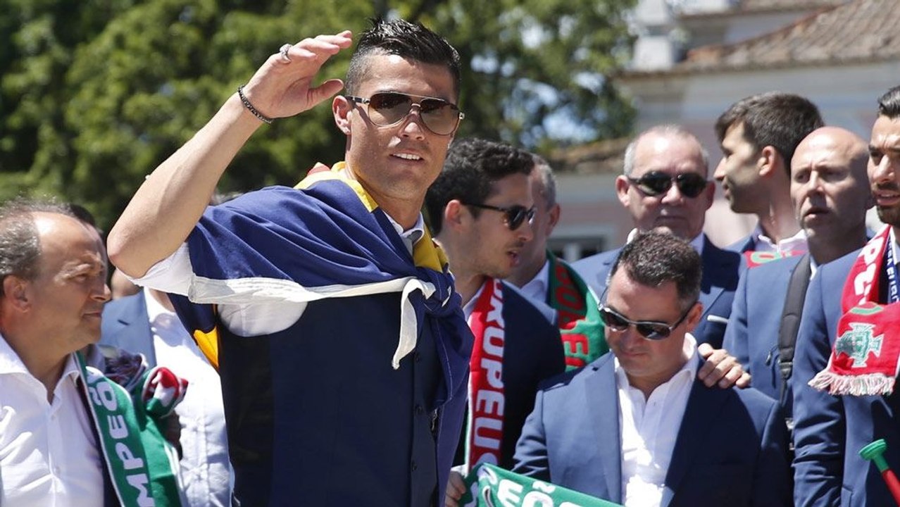 Party in Portugal: Die Helden sind zurück