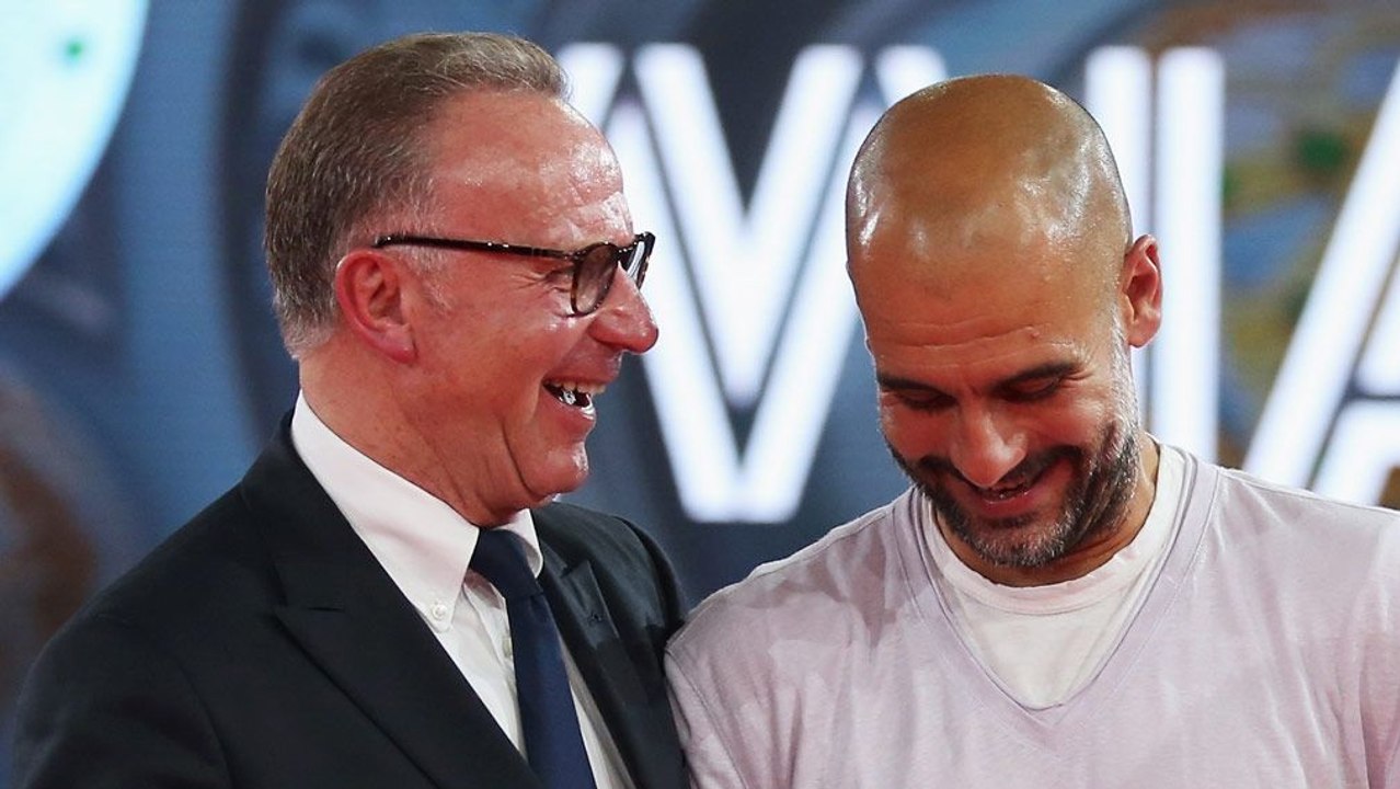 Bayerns Meisterfeier - Standing Ovations für Guardiola