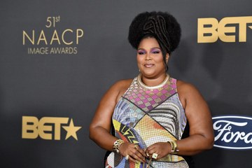 Lizzo Matched Her Bleached Eyebrows to Her Blonde Pixie Cut, and Wow It's So Good