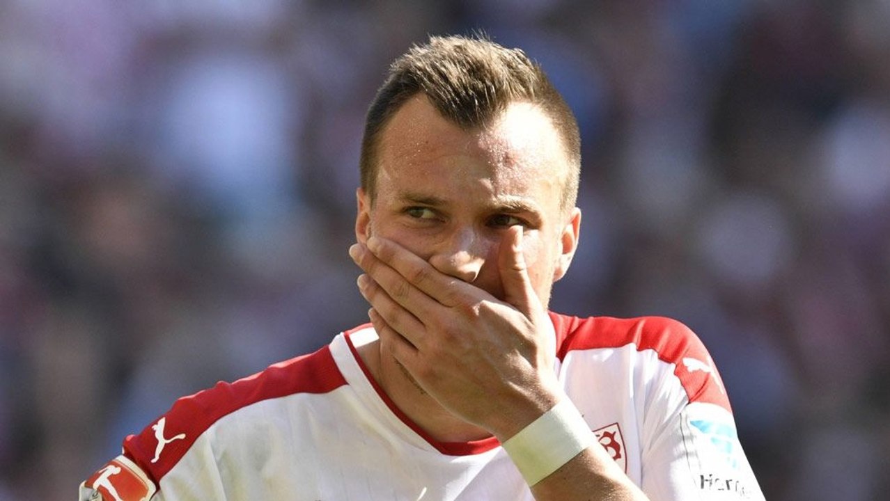 Schockstarre beim VfB - Dutt versteht die Wut der Fans
