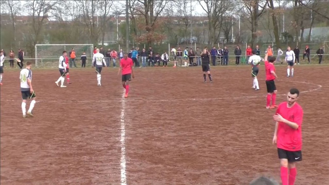 Spitzenspiel auf Asche: FC Posavina bleibt ungeschlagen