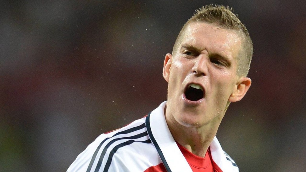 Fataler Abschirmdienst - Dänen schenken Schotten das Siegtor