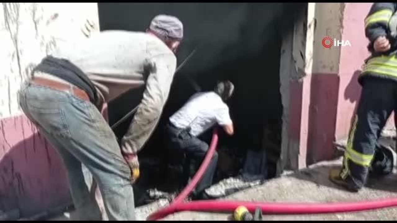 Siirt'te yakıt kazanlarında çıkan yangın itfaiye ekiplerince söndürüldü