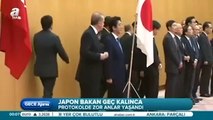 Japon Bakan'ın protokol şaşkınlığı