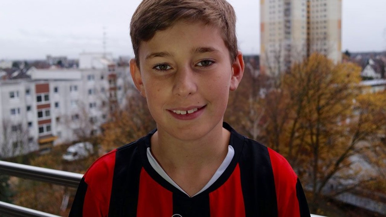 Mauer? Torwart? Kein Problem für Jannik