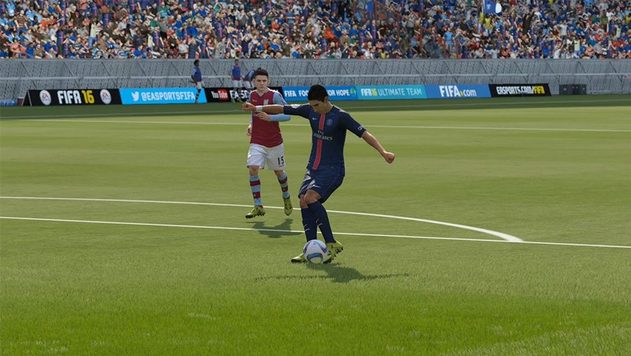 FIFA 16: Eine weitere, einfache Finte - die Pass-Täuschung