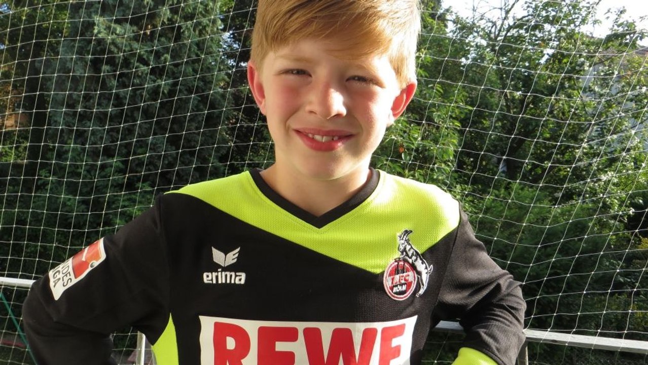 Torwart-Parade: Joel macht es vor