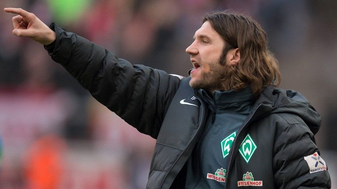 Fußballlehrer Frings: 'Wir sind noch nicht gerettet'
