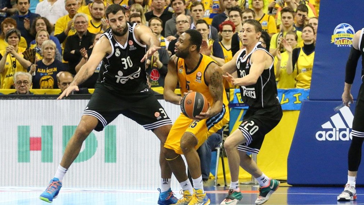 Albatrosse werden gerupft