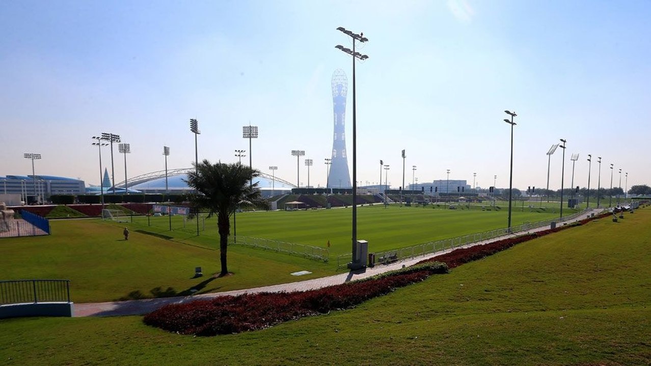 Schalke zwischen Wüstenwind und Eistonnen