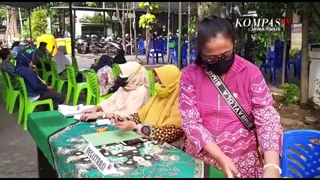 Vaksinasi Covid-19 Bersama Kodam V Brawijaya dan KompasTV Jatim