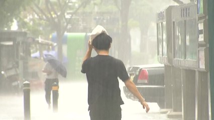 [날씨] 폭염특보 속 소나기...내일 전국 '동시 장마' 시작 / YTN