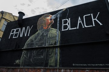 Timelapse of Liam Gallagher mural painted on Penny Black's wall