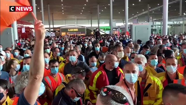 Grève à Roissy : des vols retardés après le blocage d'un terminal