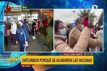 Se registran largas colas en vacunatorio de Plaza Lima Norte desde la madrugada