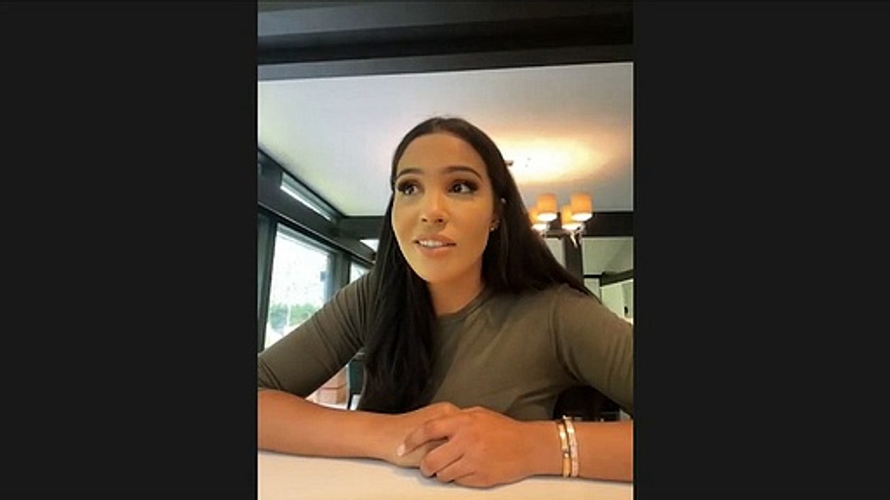 Majda Sakho, la femme du footballeur Mamadou Sakho, en interview pour "Purepeople.com".