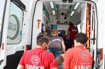 Son dakika haberleri | AKSARAY'DA OTOMOBİL REFÜJE ÇARPTI 2'Sİ ÇOCUK 5 YARALI