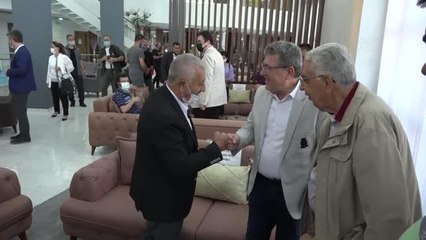AFYONKARAHİSAR - Belediye Başkanı Zeybek, basın mensuplarıyla bir araya geldi