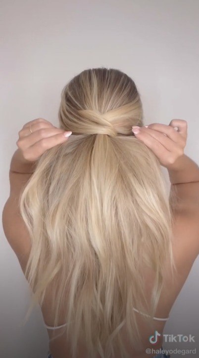 This Criss-Cross Ponytail Trick Is the Easiest Way To Elevate Your Look In 30 Seconds