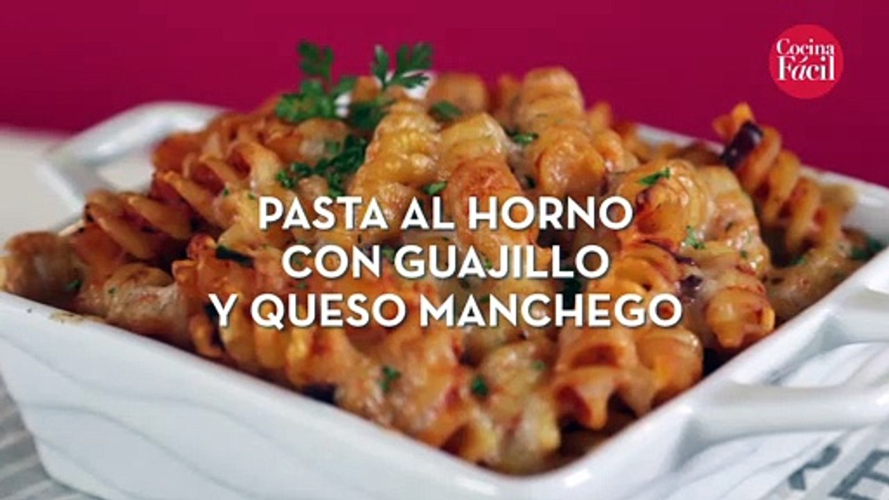 Pasta al horno con guajillo y queso