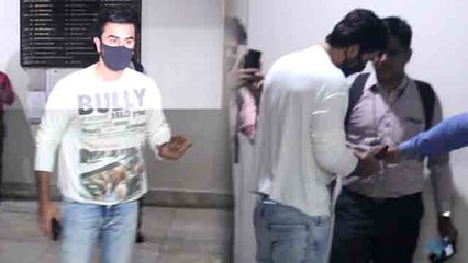 Ranbir Kapoor पहुंचे Karan Johar का ऑफिस ? Watch video | FilmiBeat