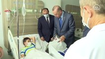 Cumhurbaşkanı Erdoğan, açılışını yaptığı hastanede tedavi gören hastaları ziyaret etti