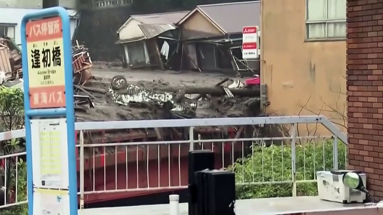 Gewaltige Schlammlawine in Japan: 20 Vermisste