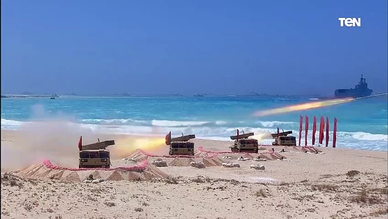 شاهد.. لحظة إطلاق صاروخ وتدمير الهدف المعادي خلال المناورة قادر 2021