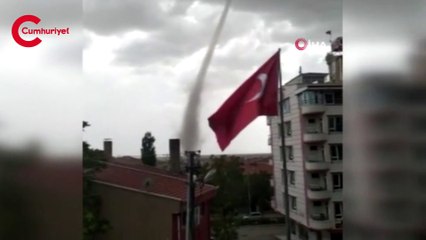 Ankara'da hortum korku dolu anlar yaşattı