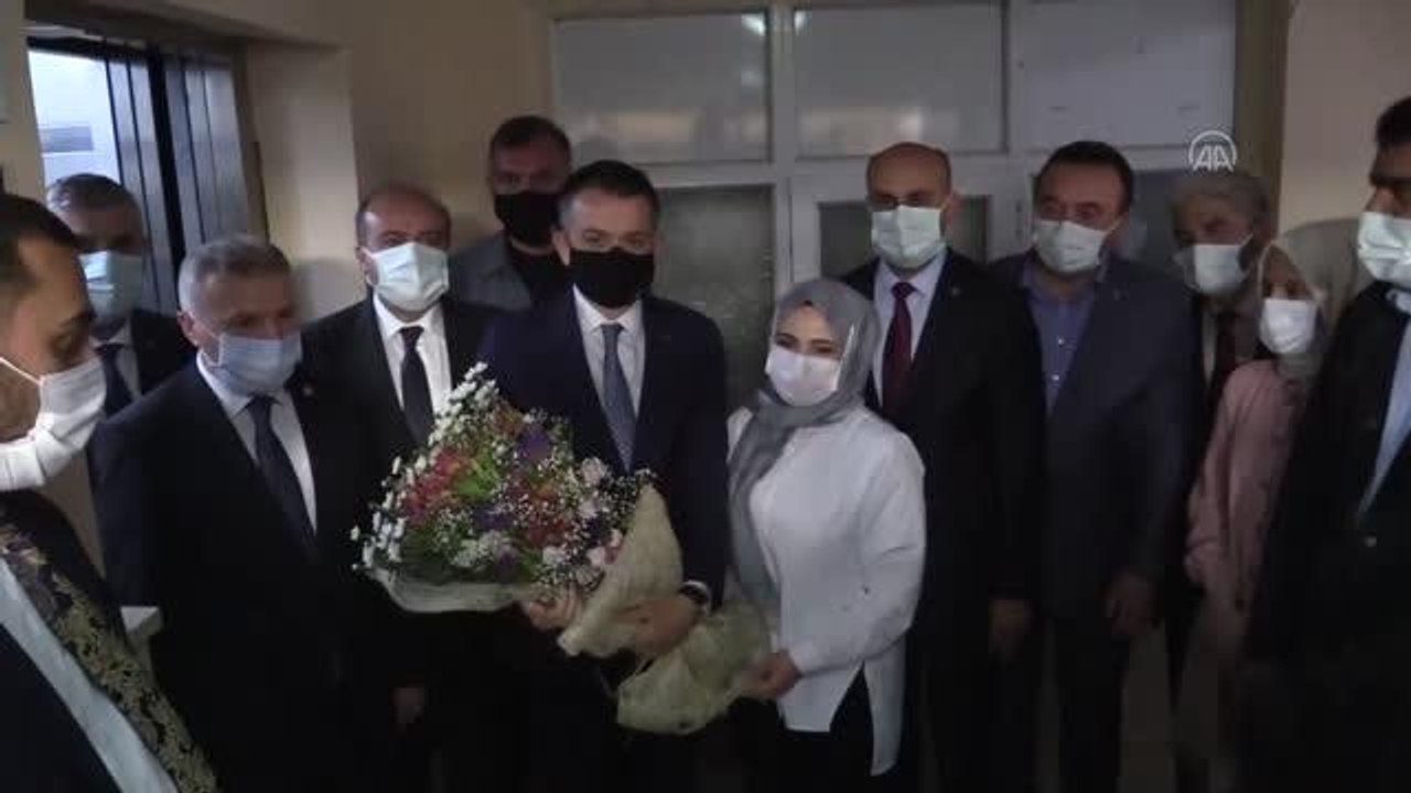 KASTAMONU - Pakdemirli: "Orman alanlarını daraltmak mümkün değildir"