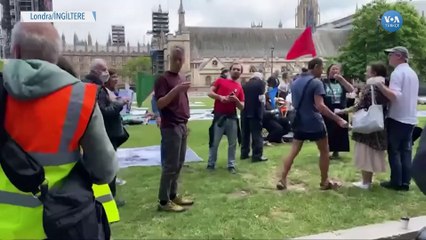 Londra'da Assange'a Destek Eylemi