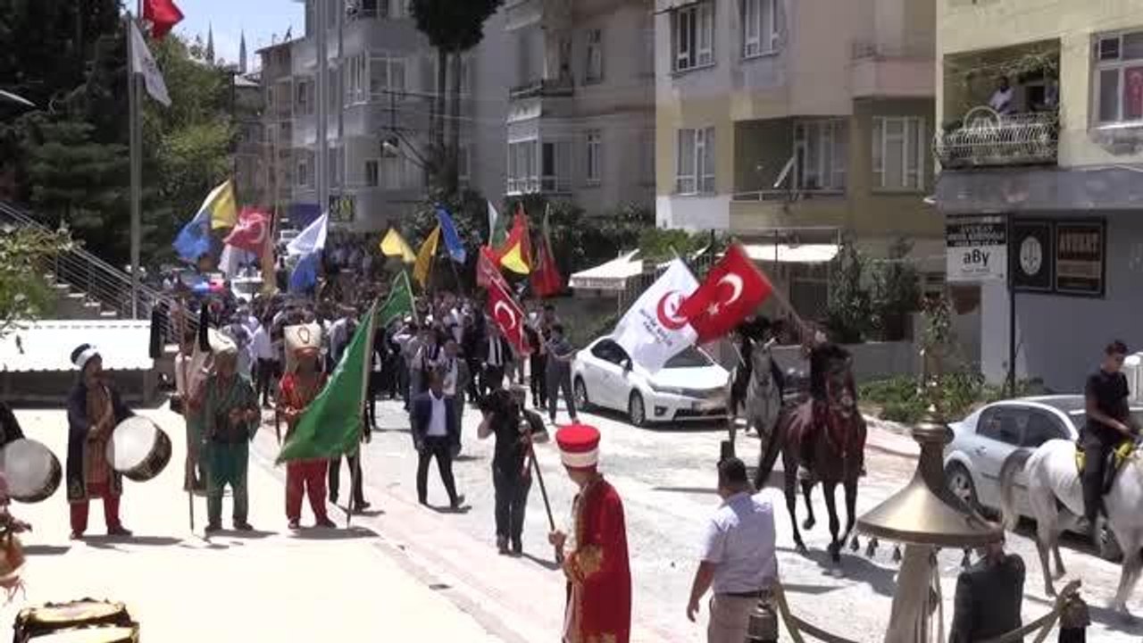 Destici: "Cumhur İttifakı dimdik ayakta"