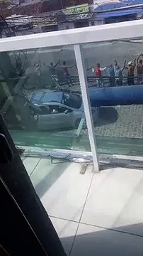 Bandidos assaltam estabelecimentos comerciais e tocam terror na cidade, no Cariri paraibano