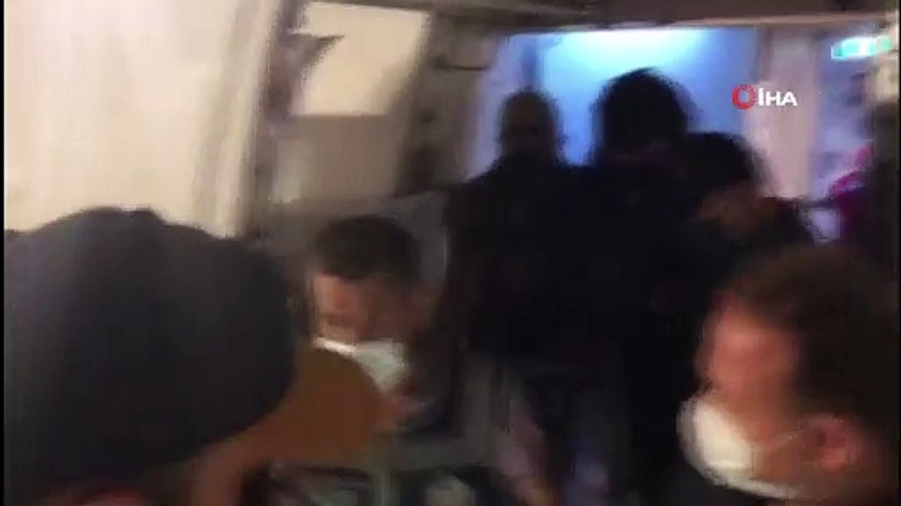 ‘Tosuncuk’ lakaplı Mehmet Aydın, uçaktan böyle indirildi