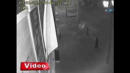 Eskişehir'de Türk bayrağını yırtan provokatör kamerada