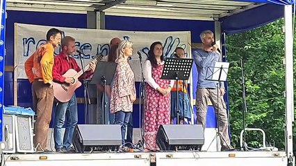 Lidi pojďte, děti braňte! - Pardubice 25. 6. 2021