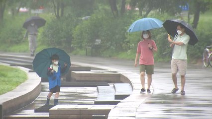 [날씨] 내일 내륙 장마 소강, 후텁지근...제주도·남해안 장맛비 / YTN