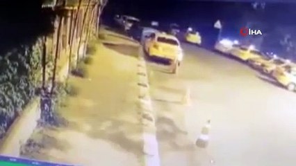 Polis baskınından kaçmak için 2. kattan böyle atladılar