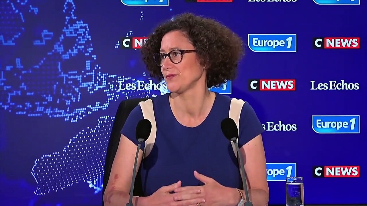 Vaccination obligatoire des soignants : "Nous devons arriver à cette étape-là", affirme Wargon