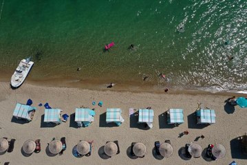 İstanbul'un yanı başındaki Saros, el değmemiş doğası ve deniziyle ziyaretçilerini bekliyor
