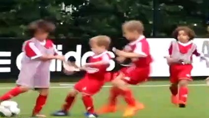 Avrupa'nın peşinde olduğu minik yıldız