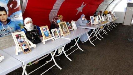 Son dakika! Evlat nöbetindeki anne Akkuş HDP ve PKK'ya ateş püskürdü