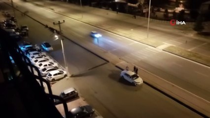 Çorum'da 4.2 büyüklüğündeki deprem kameraya yansıdı