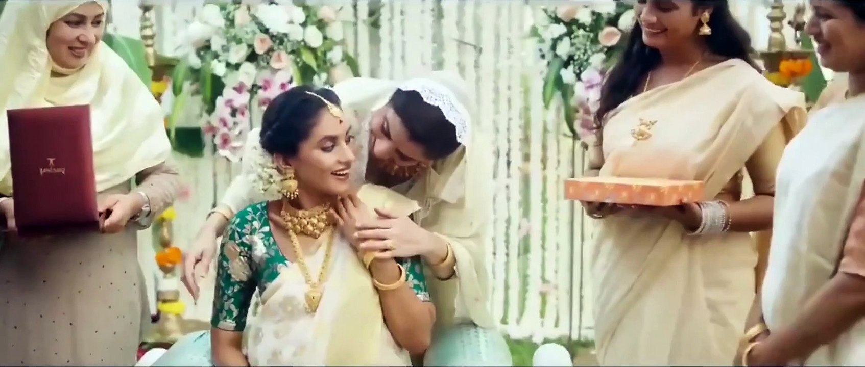 IIM Students revewing the controversial Tanishq Ad | Abhishek Sinha