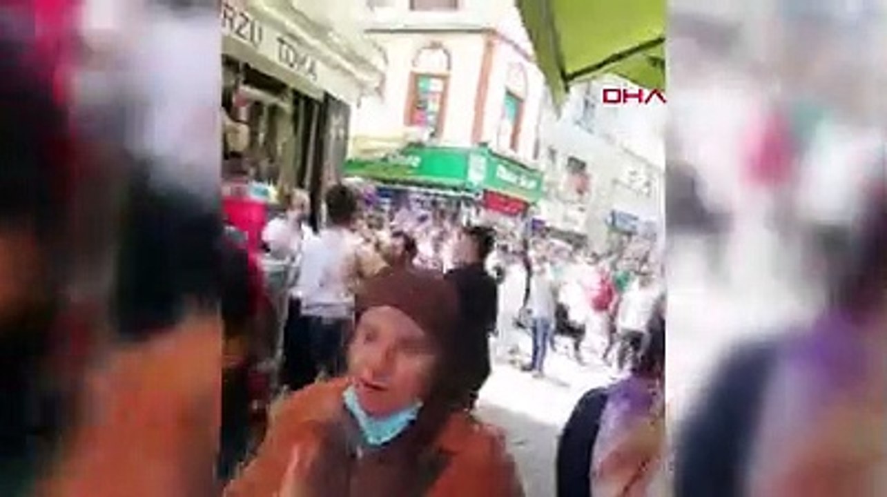 Eminönü'nde ortalık savaş alanına döndü, esnaf kavgası kamerada