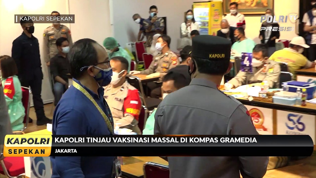 Kapolri Sepekan : Panglima TNI Marsekal Hadi Tjahjanto Memberikan Kejutan kepada Kapolri dalam Rangka Hari Bhayangkara ke-75 dan Kapolri Mengapresiasi Pelaksanaan Vaksinasi Covid-19 di Sejumlah Wilayah