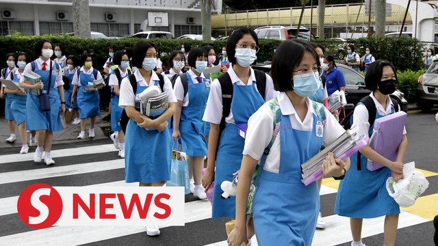 Khairy: Students under 18 going overseas can be vaccinated with guardian’s consent