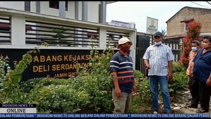 Tuntut Kejelasan Laporan Dana Desa,Warga Ajibaho Datangi Kejaksaan Pancurbatu
