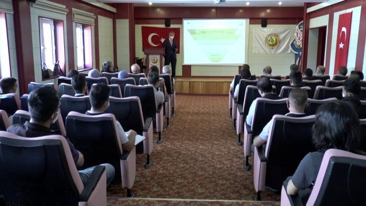 Erzurum'da Orman mühendisleri ve Orman muhafaza memurlarına eğitim semineri