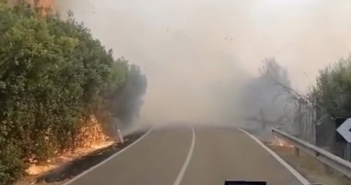 San Sperate (CA) - Incendio di vegetazione, evacuate due case di campagna (05.07.21)